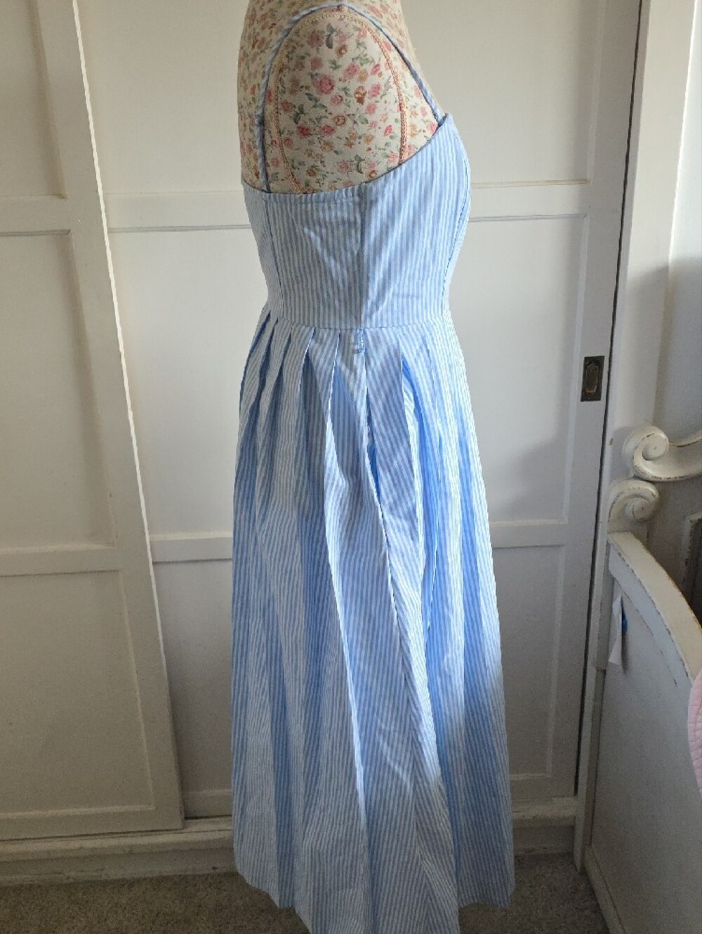 Light Blue Striped Spaghetti Strap Maxi Dress Size 2 - Picture 4 of 11